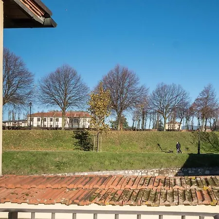 Tornese With Private Parking And Terrace * Lucca